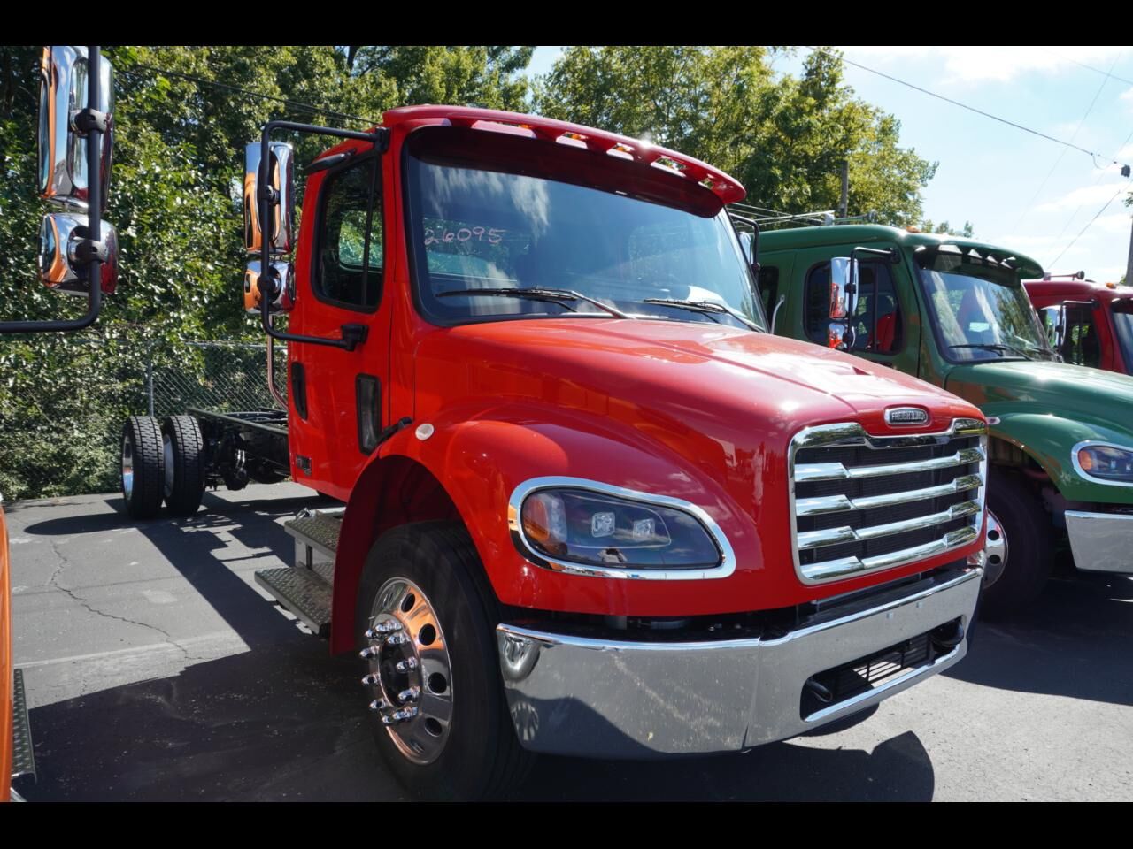 2027 FREIGHTLINER M2
