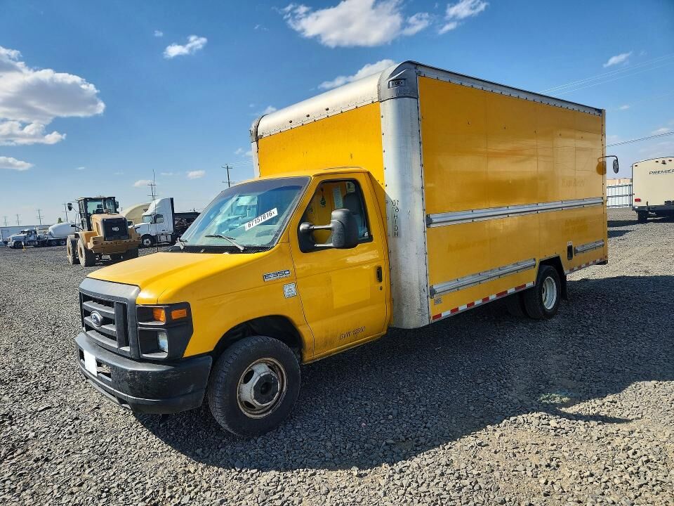 2015 FORD E-350