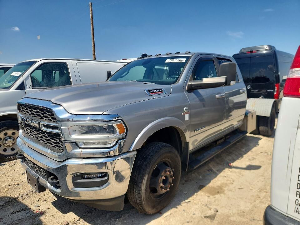 2022 RAM 3500