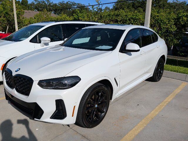 2025 BMW X4