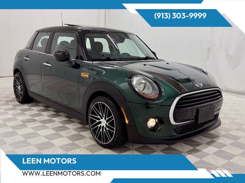 2017 MINI Cooper