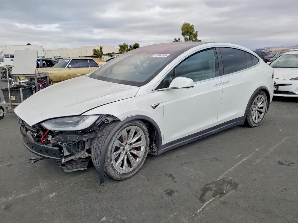 2018 TESLA Model X