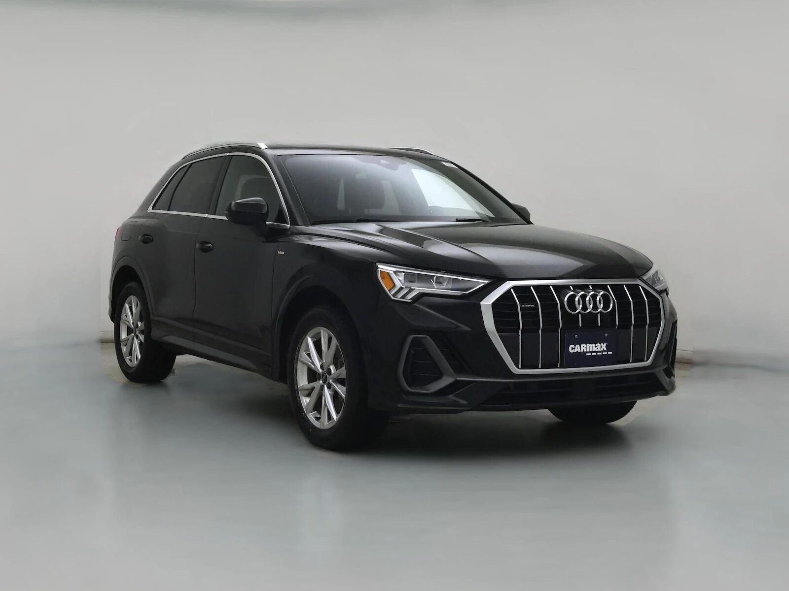 2022 AUDI Q3