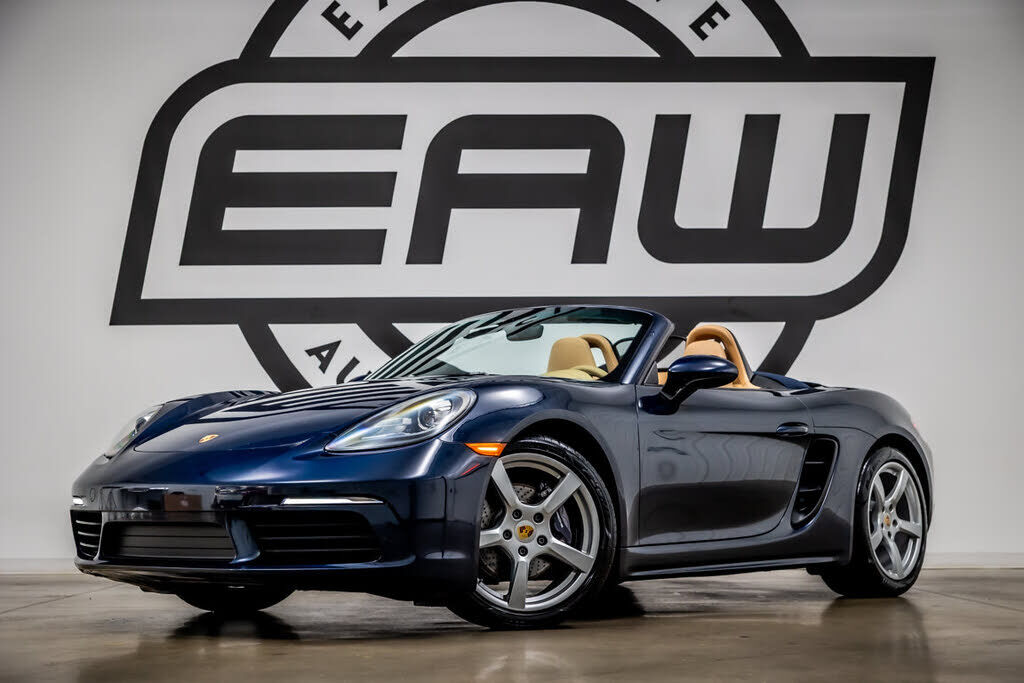 2017 PORSCHE Boxster