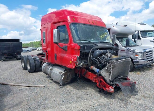 2015 FREIGHTLINER Cascadia