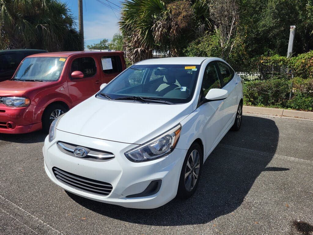 2017 HYUNDAI Accent