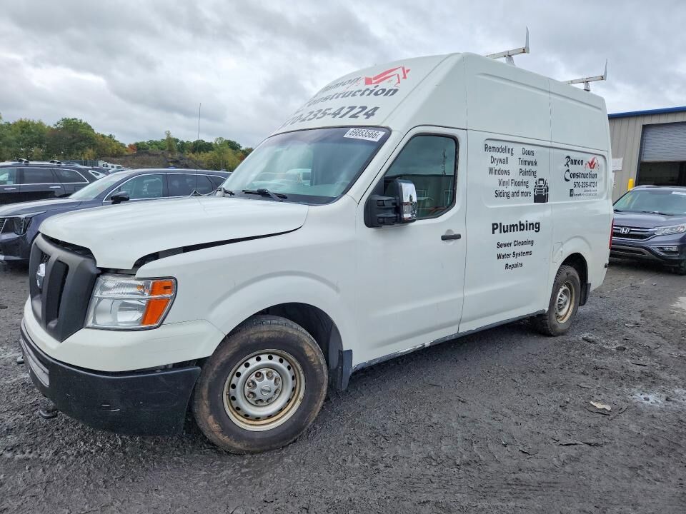 2014 NISSAN NV