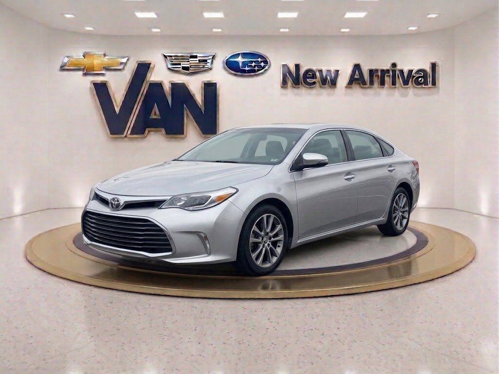 2013 TOYOTA Avalon