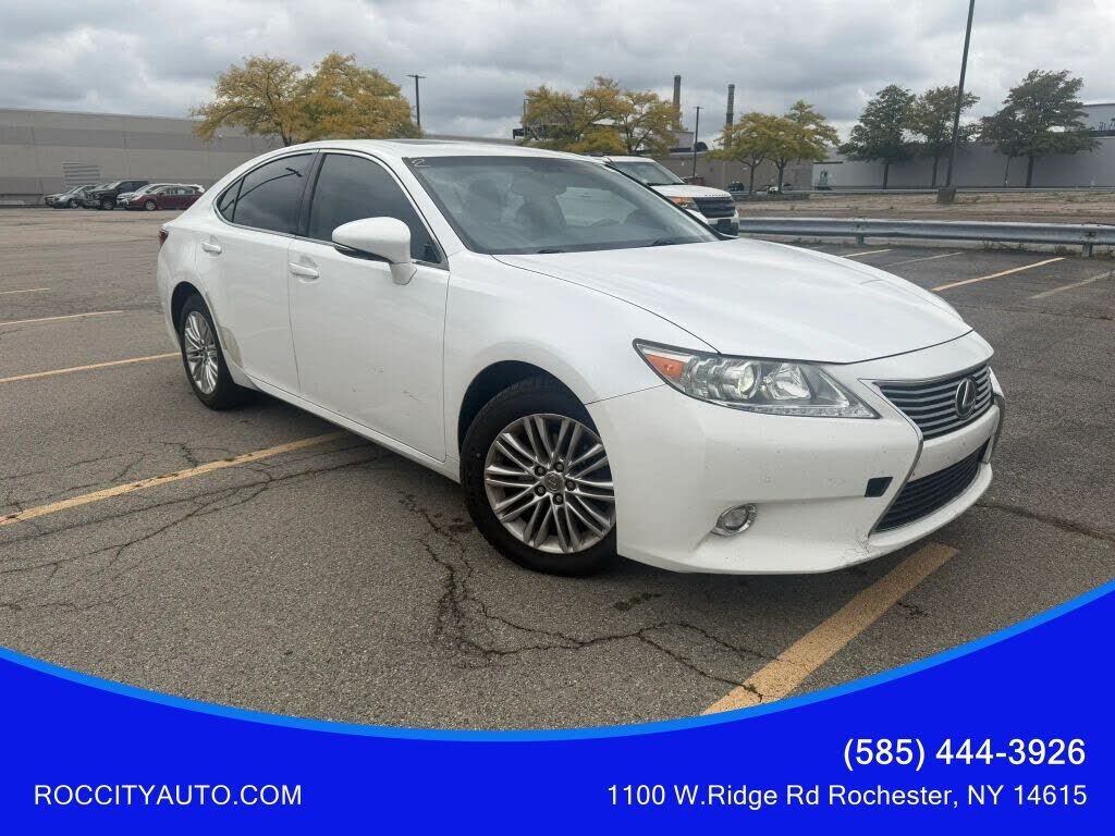 2015 LEXUS ES