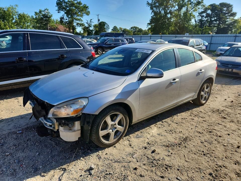 2012 VOLVO S60