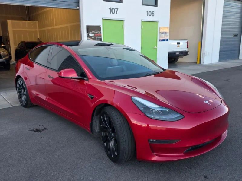 2022 TESLA Model 3