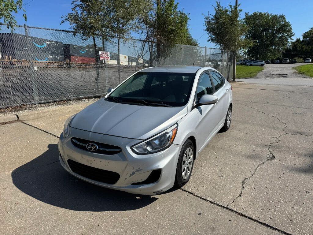 2017 HYUNDAI Accent