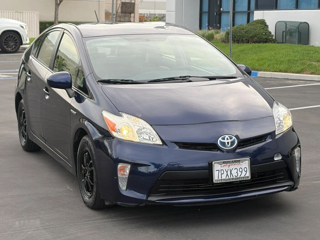 2015 TOYOTA PRIUS