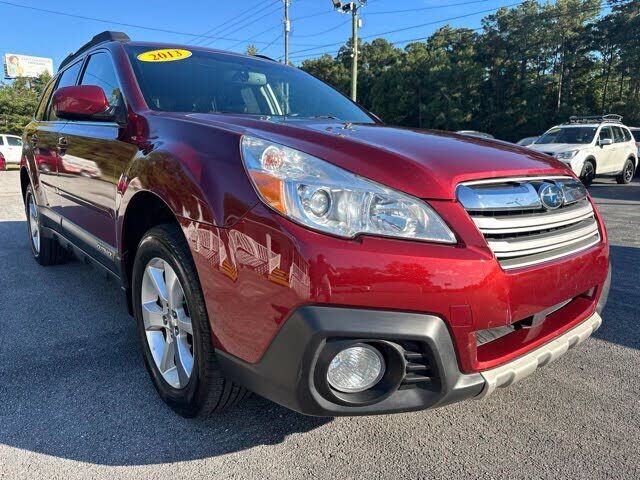 2013 SUBARU Outback