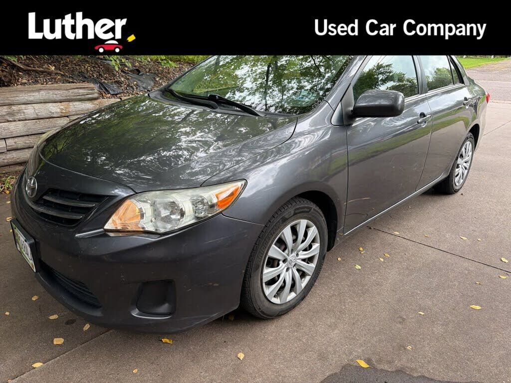 2013 TOYOTA Corolla