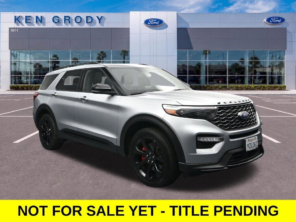 2023 FORD Explorer