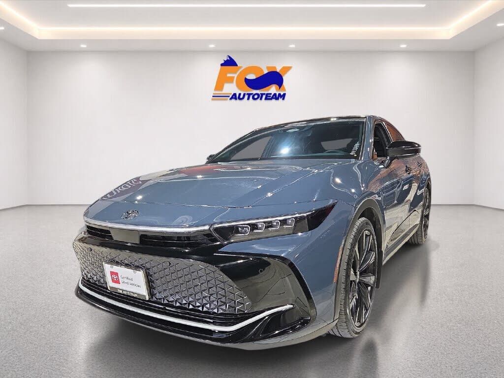 2025 TOYOTA CROWN