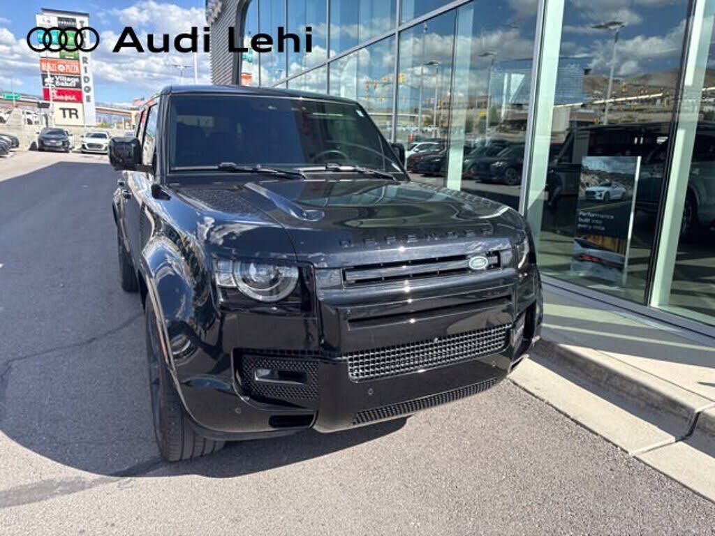 2025 LAND ROVER Defender