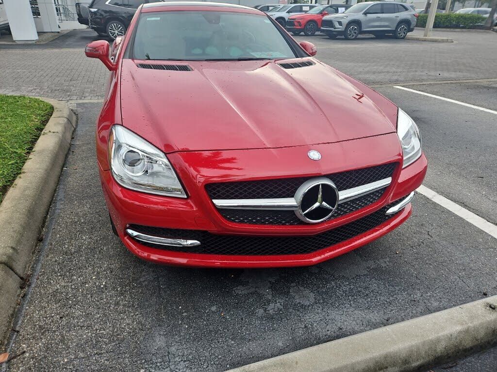2014 MERCEDES-BENZ SLK-Class