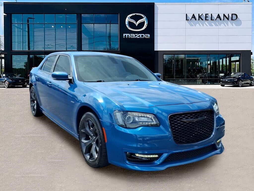 2022 CHRYSLER 300