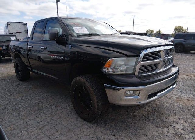 2012 DODGE Ram