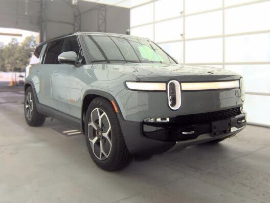 2023 RIVIAN R1S