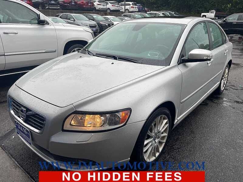 2011 VOLVO S40