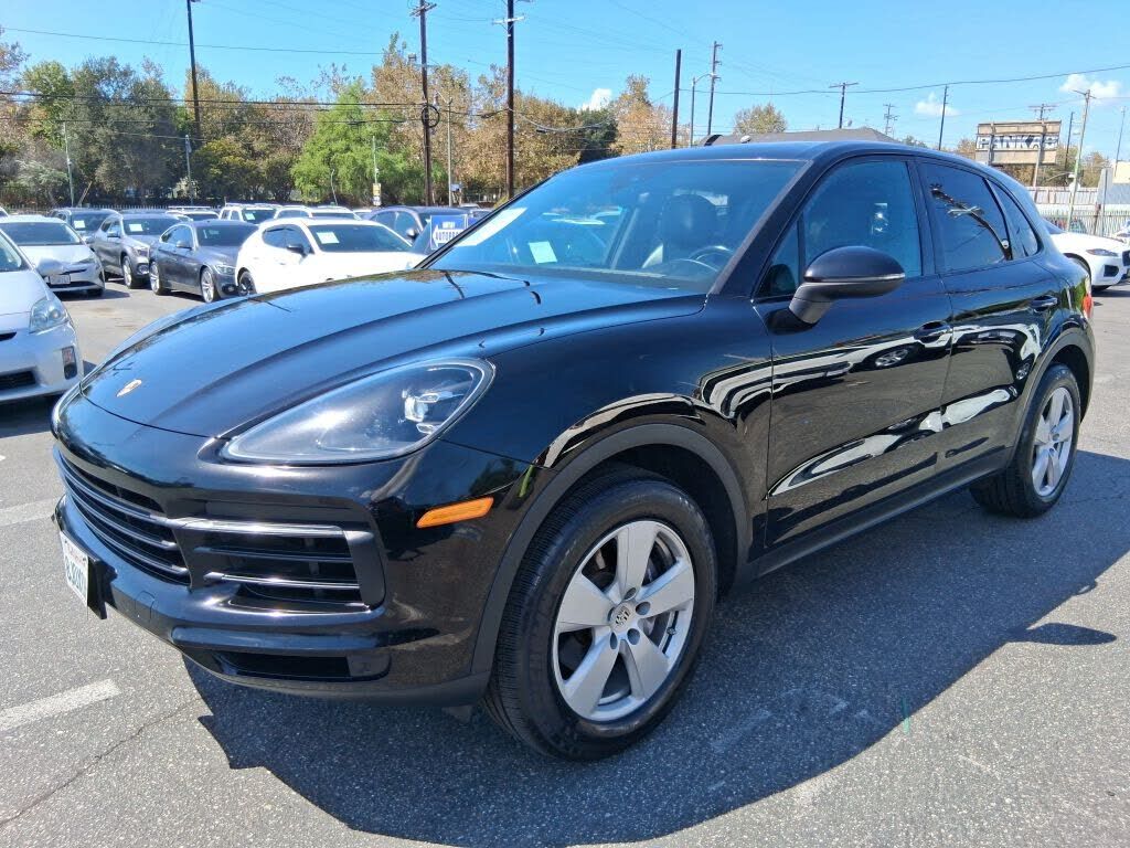 2019 PORSCHE Cayenne