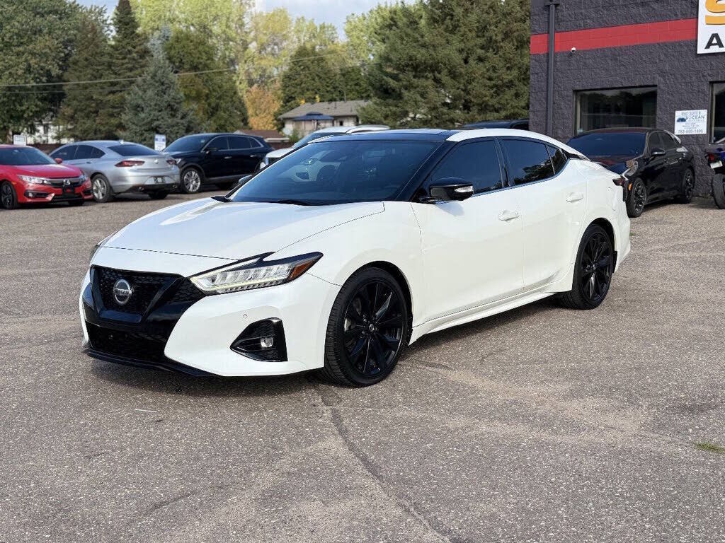 2019 NISSAN Maxima