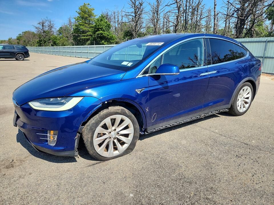 2020 TESLA Model X