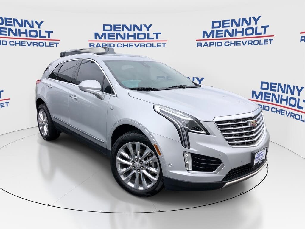 2017 CADILLAC XT5