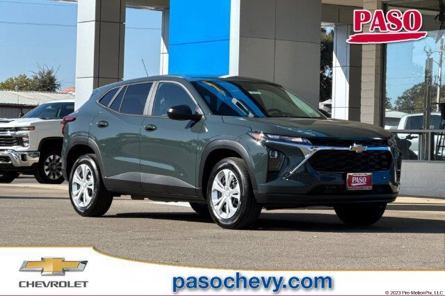 2026 CHEVROLET Trax