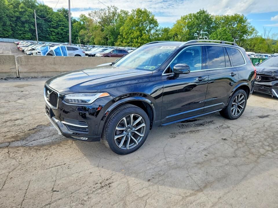 2017 VOLVO XC90