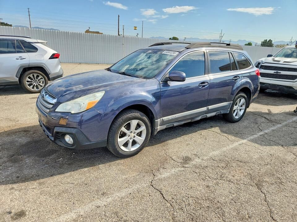 2014 SUBARU Outback