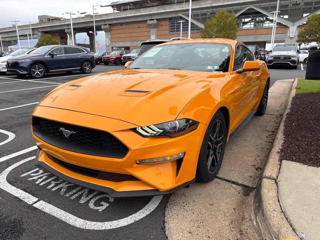 2018 FORD Mustang