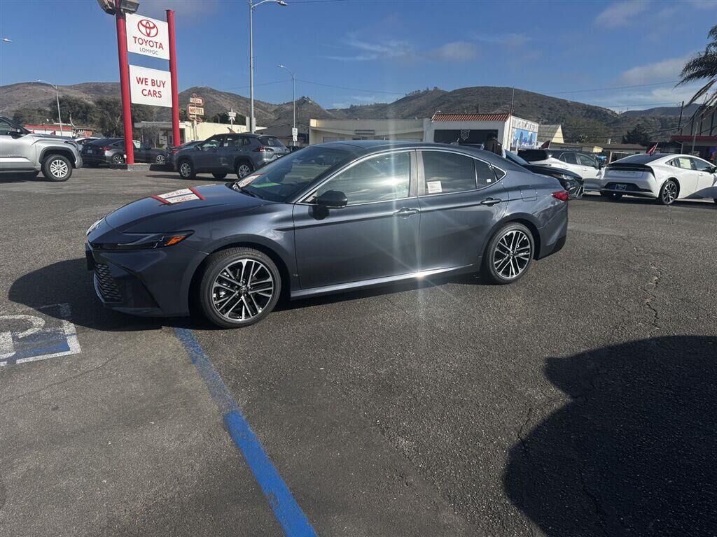 2026 TOYOTA Camry