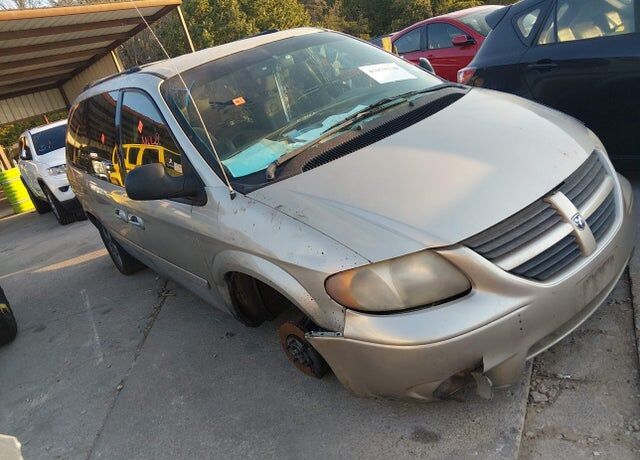 2005 DODGE Caravan