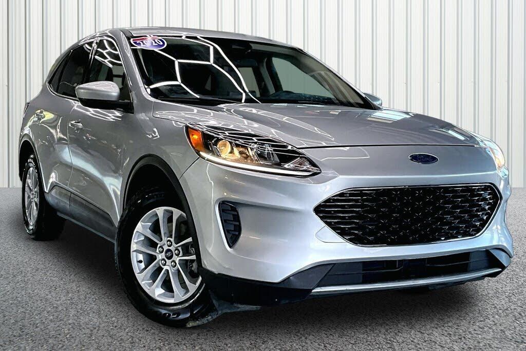 2020 FORD Escape