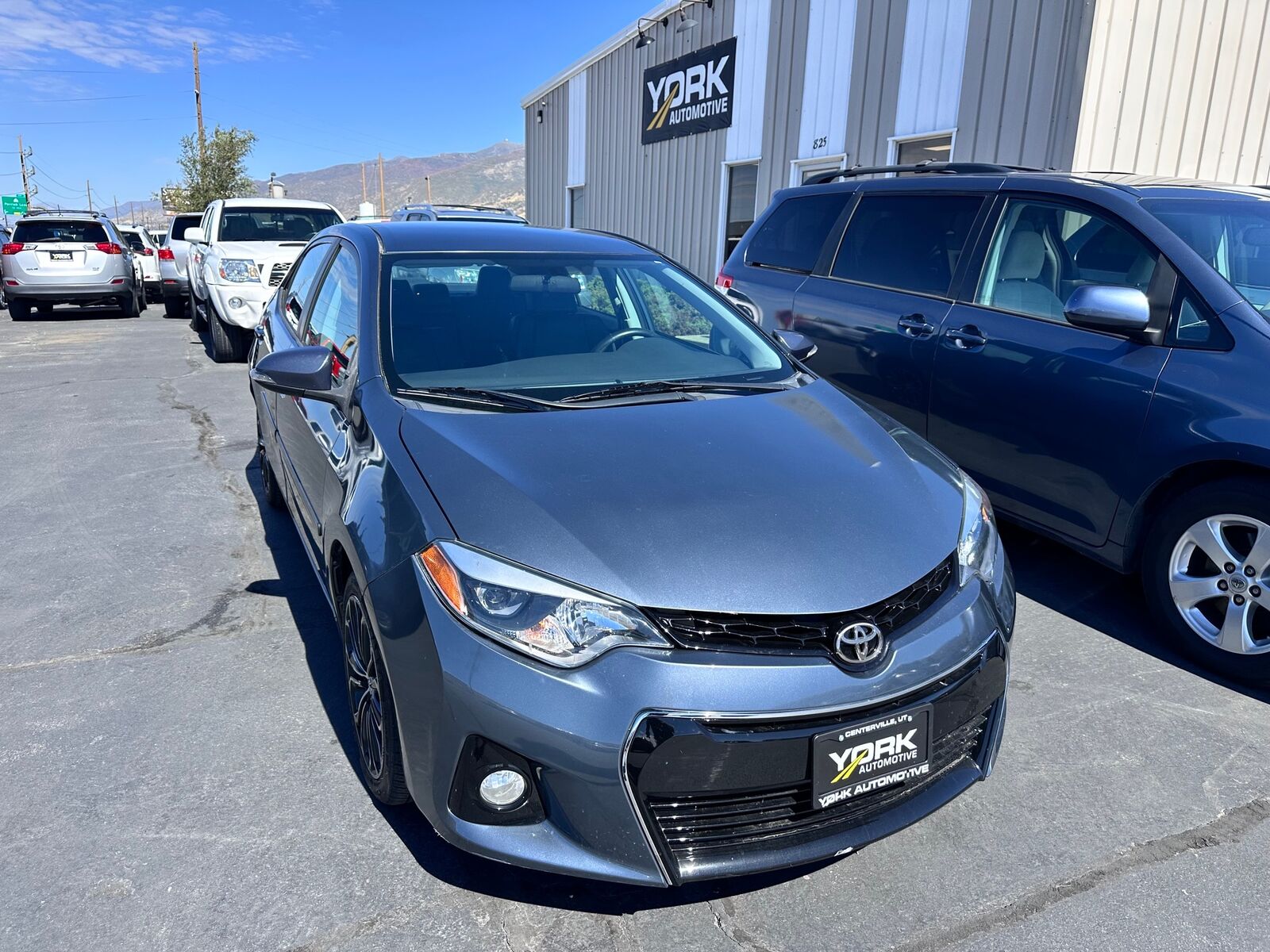 2015 TOYOTA Corolla