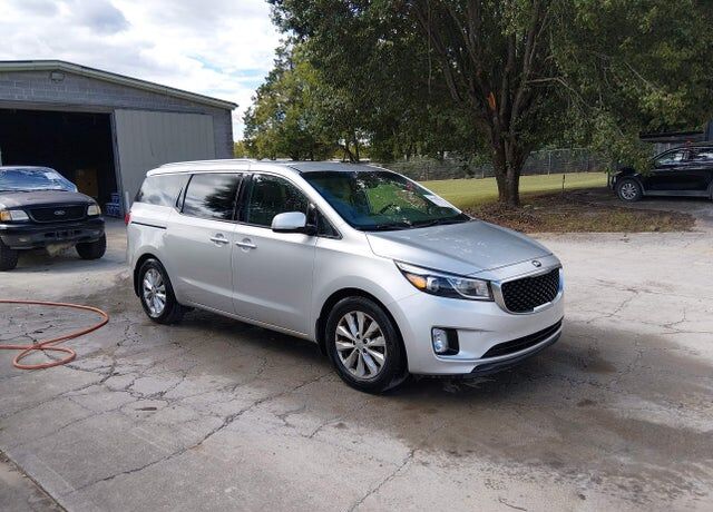 2016 KIA Sedona