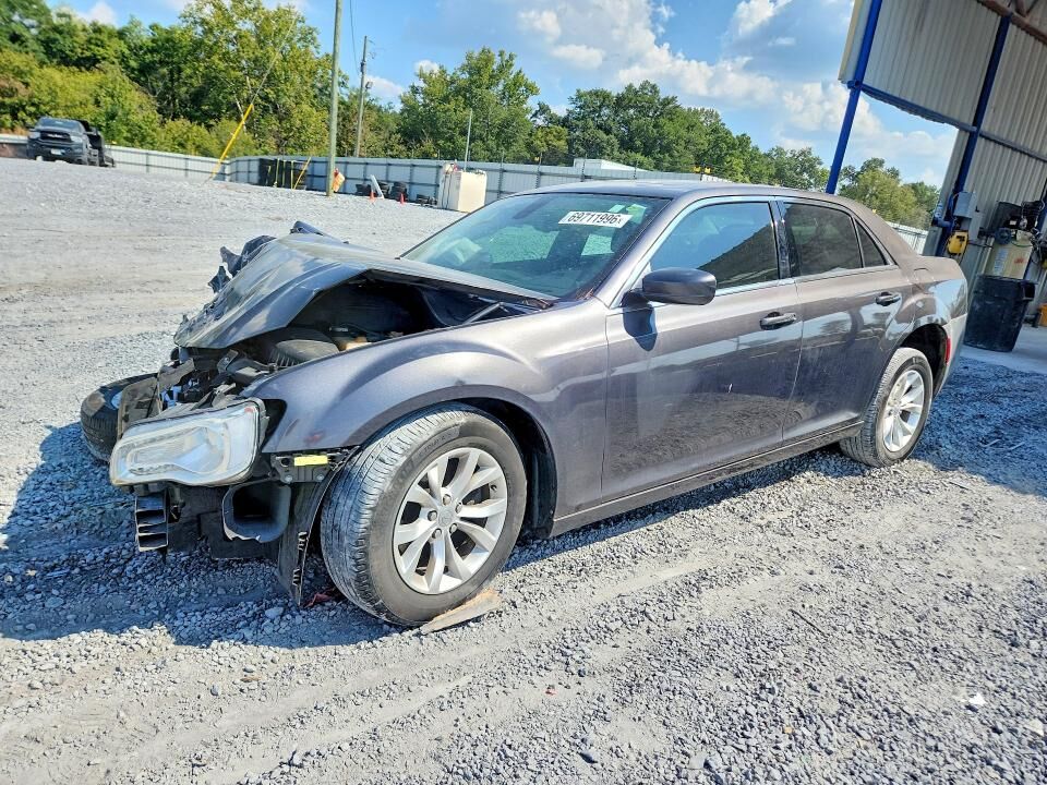 2016 CHRYSLER 300
