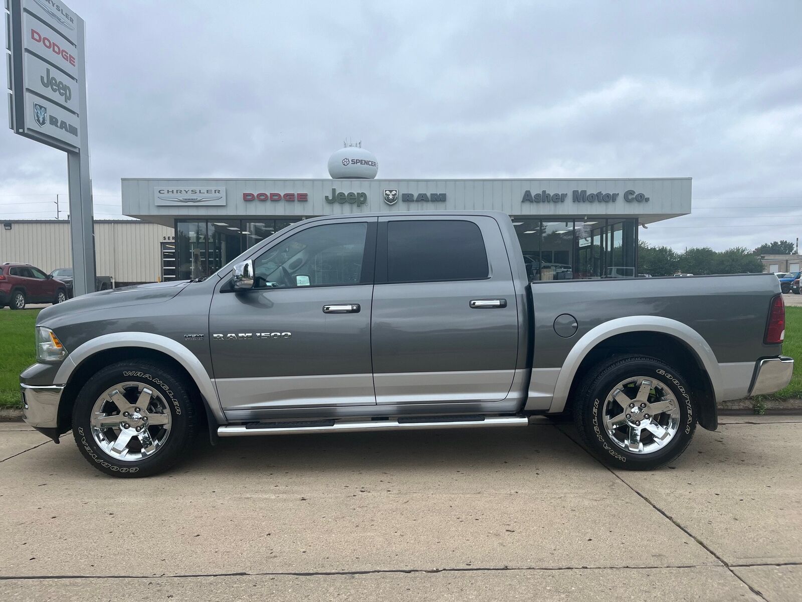 2012 DODGE Ram
