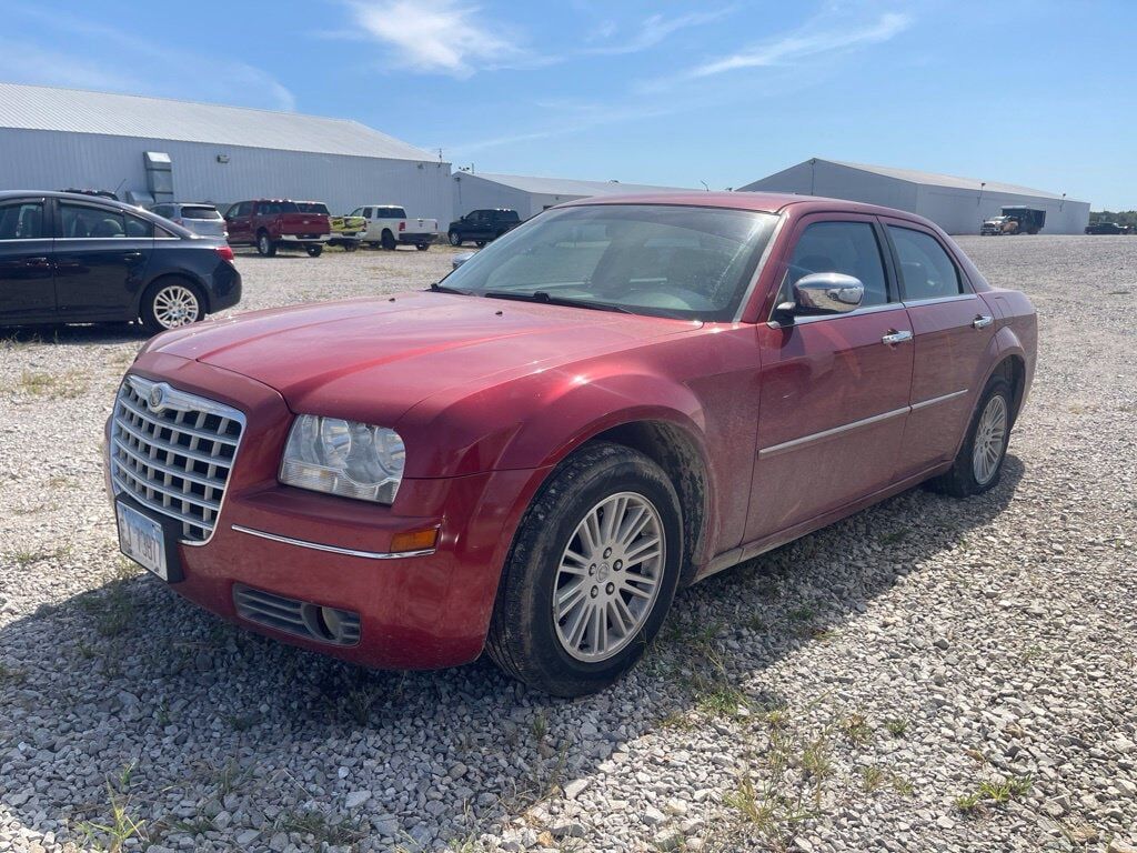 2010 CHRYSLER 300