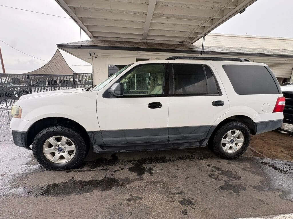 2016 FORD Expedition