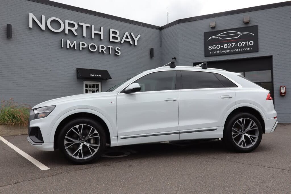 2023 AUDI Q8