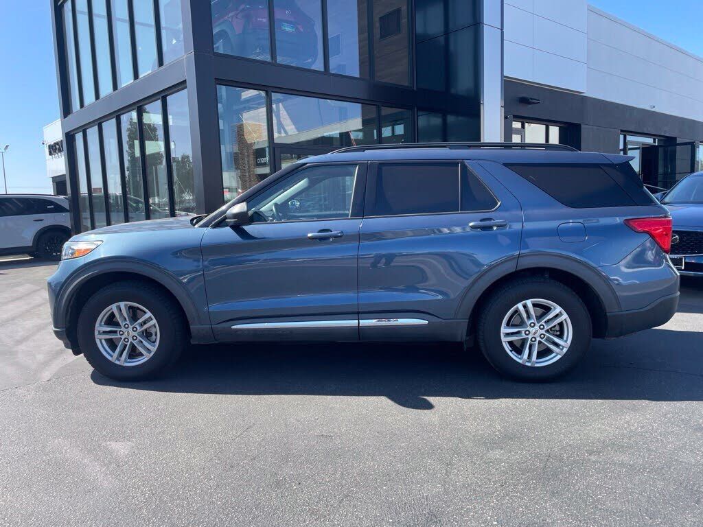 2020 FORD Explorer