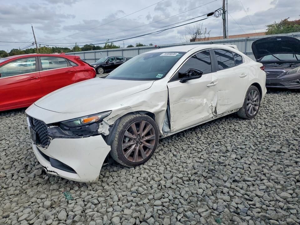 2023 MAZDA Mazda3