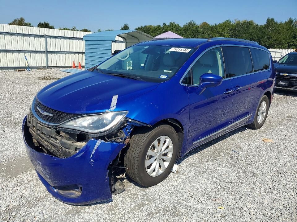 2019 CHRYSLER Pacifica