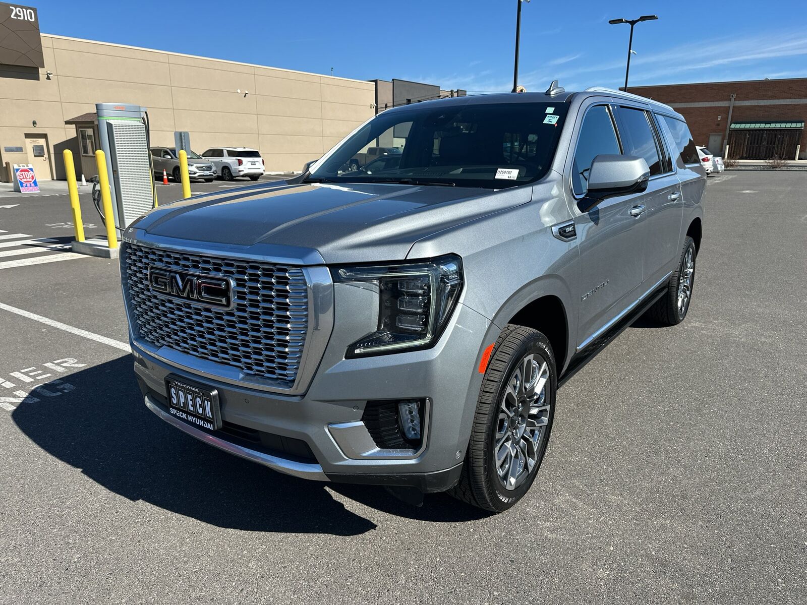2023 GMC Yukon XL