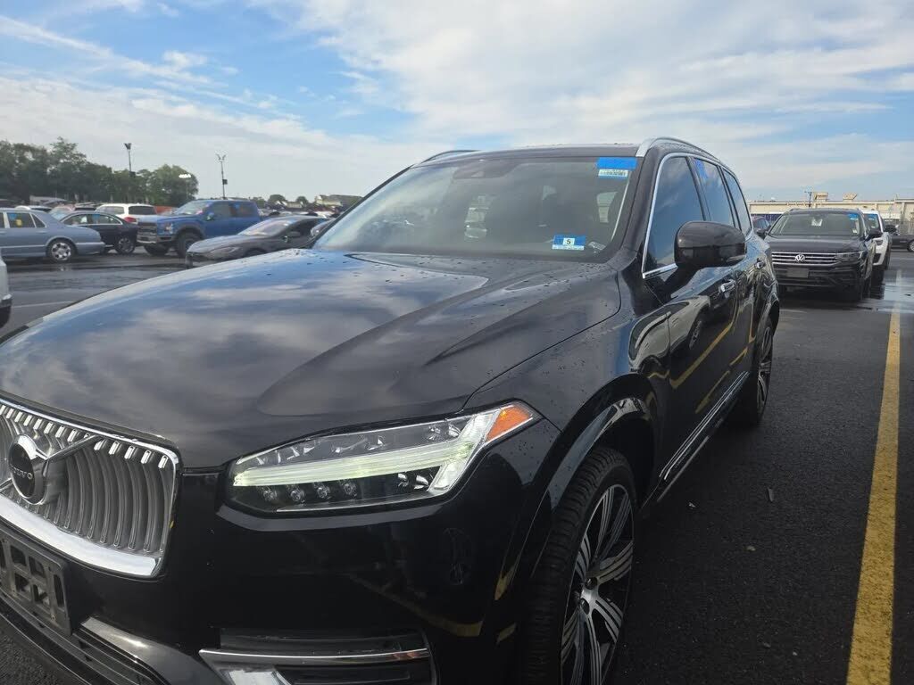 2020 VOLVO XC90